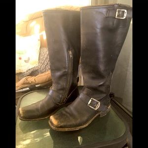 Frye Smith Engineer in Antique Black 77294 size 7